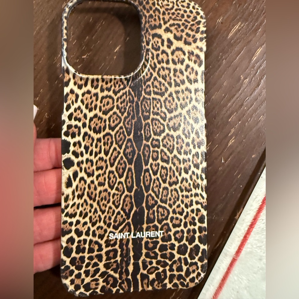 Saint Lauren Swedish iphonee 13 pro mac case